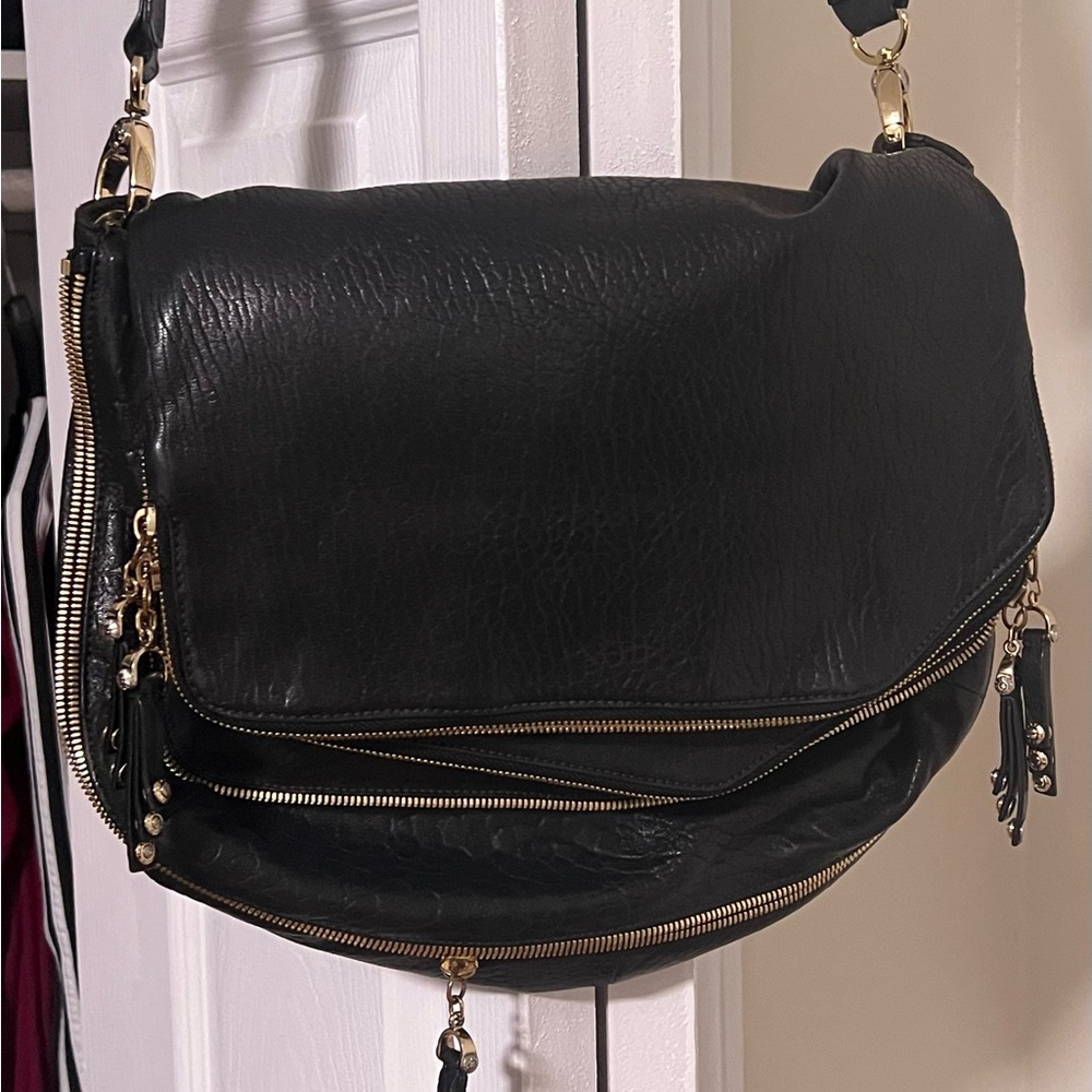 Henri Bendel Bags | New Henri Bendel Black Pebble Leather Purse. |